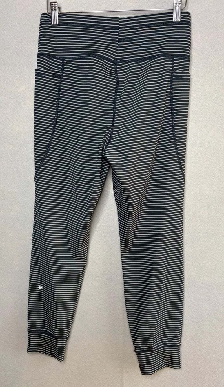 Halara LARGE Leggings Blue White Stripe High Waist Side Pocket Gym 7/8" - Picture 2 of 8